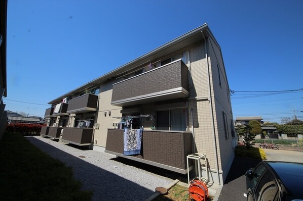 レ.セーナの物件外観写真